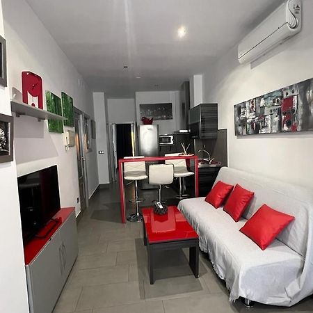 180 Home Un Sueno En El Corazon De Triana Voluntad Севиля Екстериор снимка